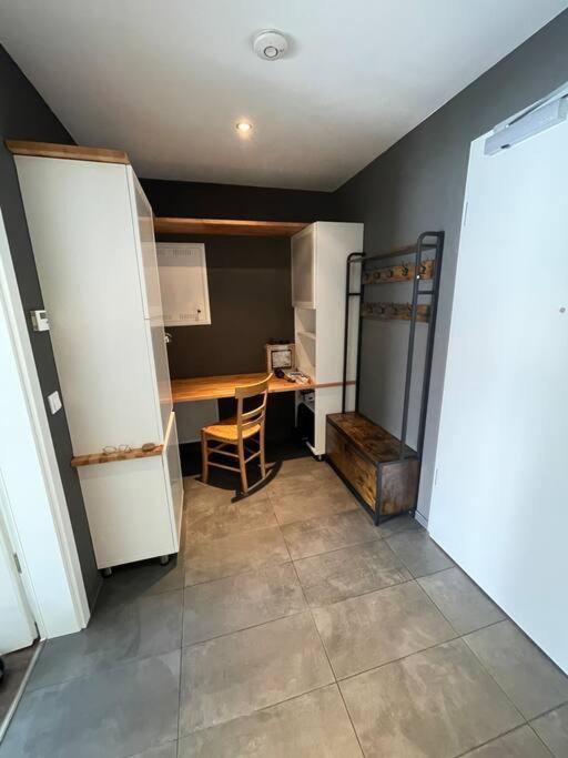 Appartement Feucht -Bhf 5 Min - Naehe Messe Exterior foto
